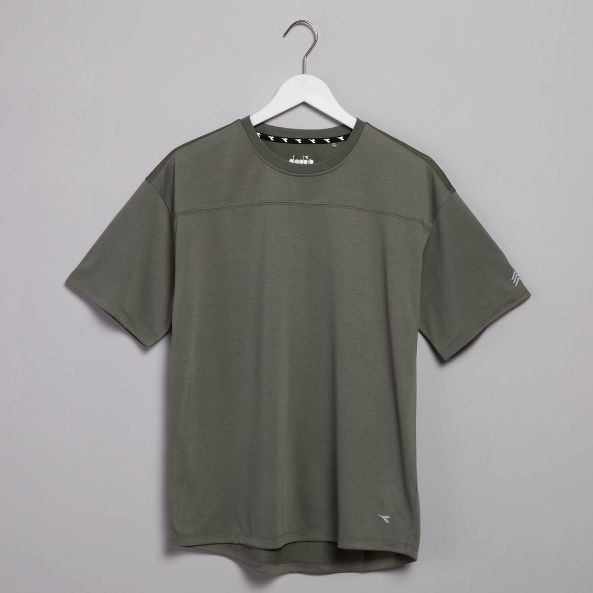 DIADORA - Polera Deportiva Niño Diadora