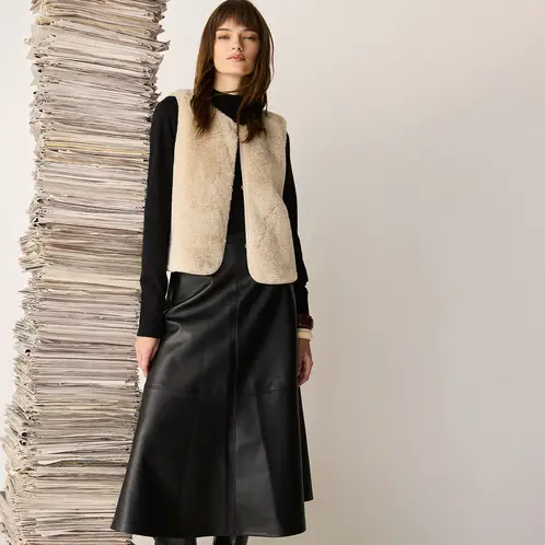 BASEMENT - Chaqueta Peluda Mujer