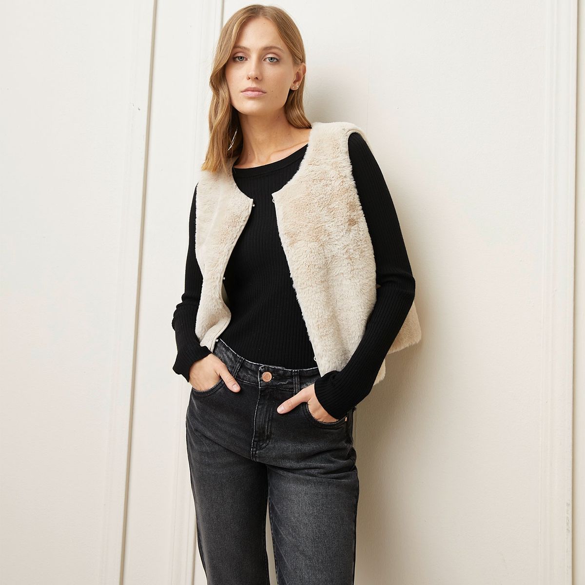 BASEMENT - Chaqueta Peluda Mujer Basement