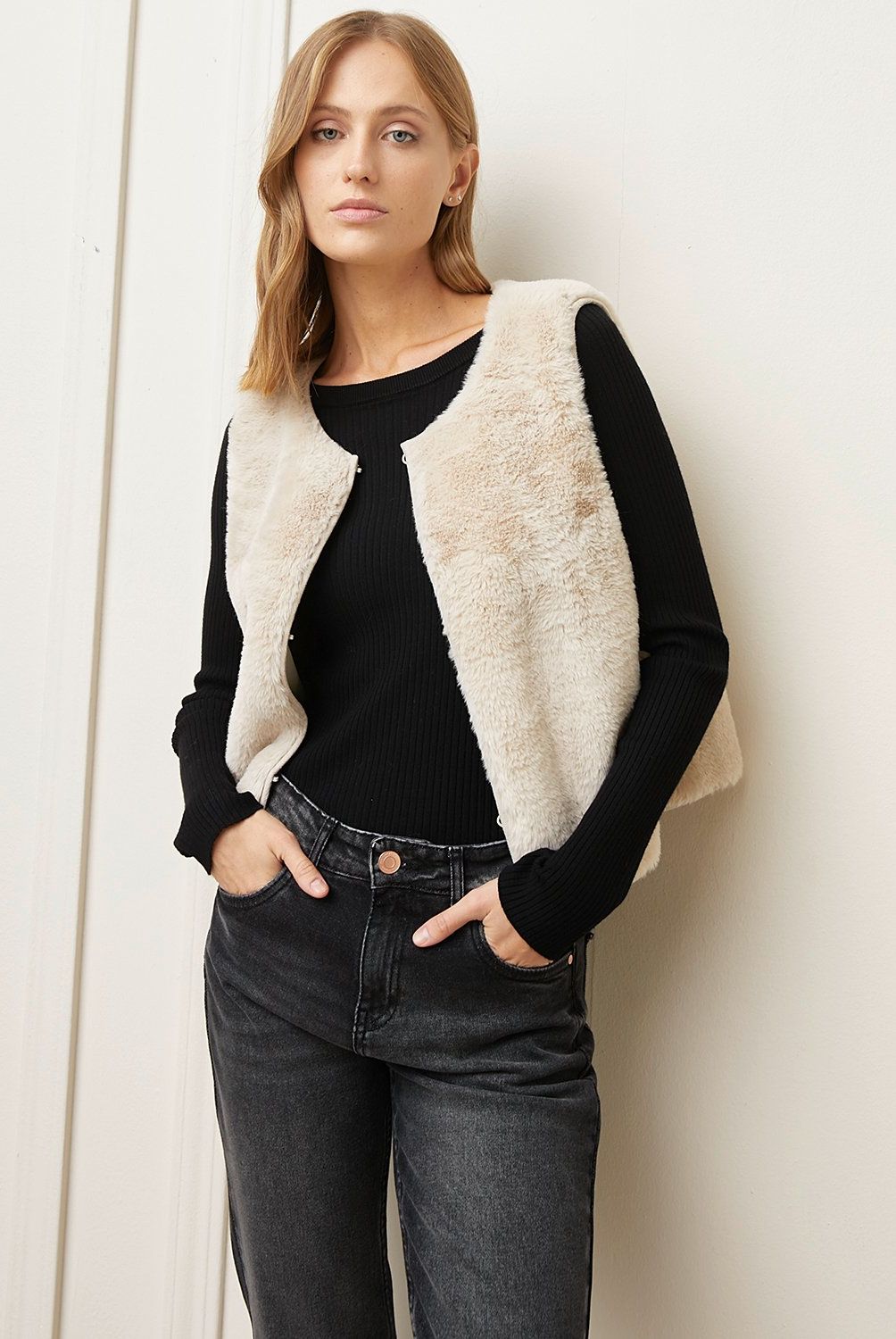 BASEMENT - Chaqueta Peluda Mujer Basement