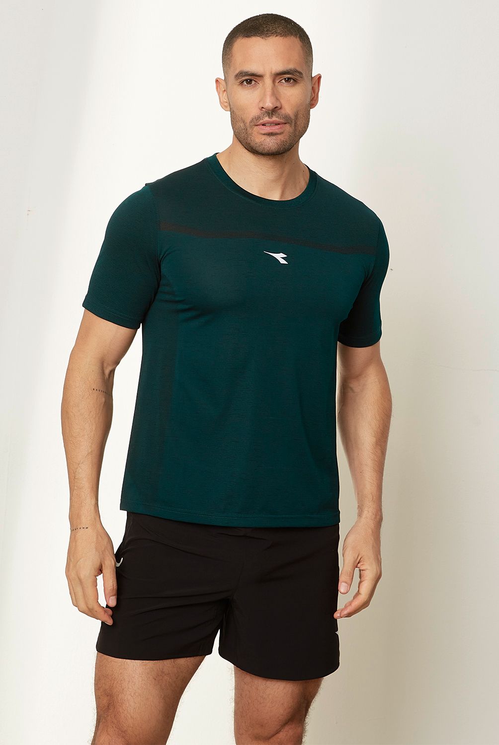 DIADORA - Polera Manga Corta Deportiva Hombre Diadora