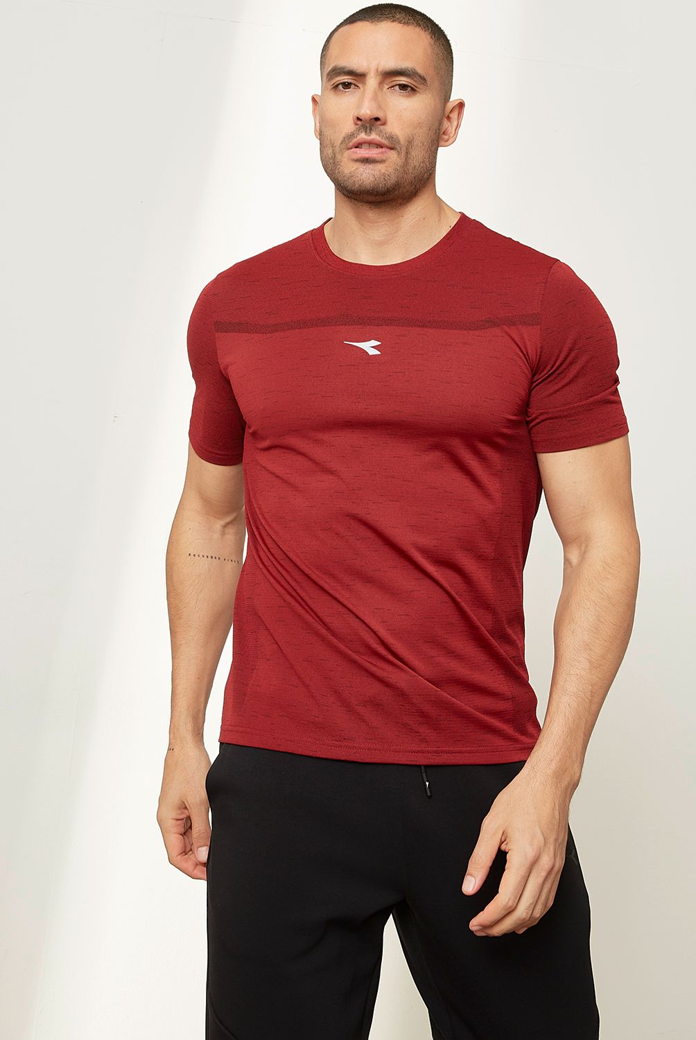 DIADORA - Polera Manga Corta Deportiva Hombre Diadora