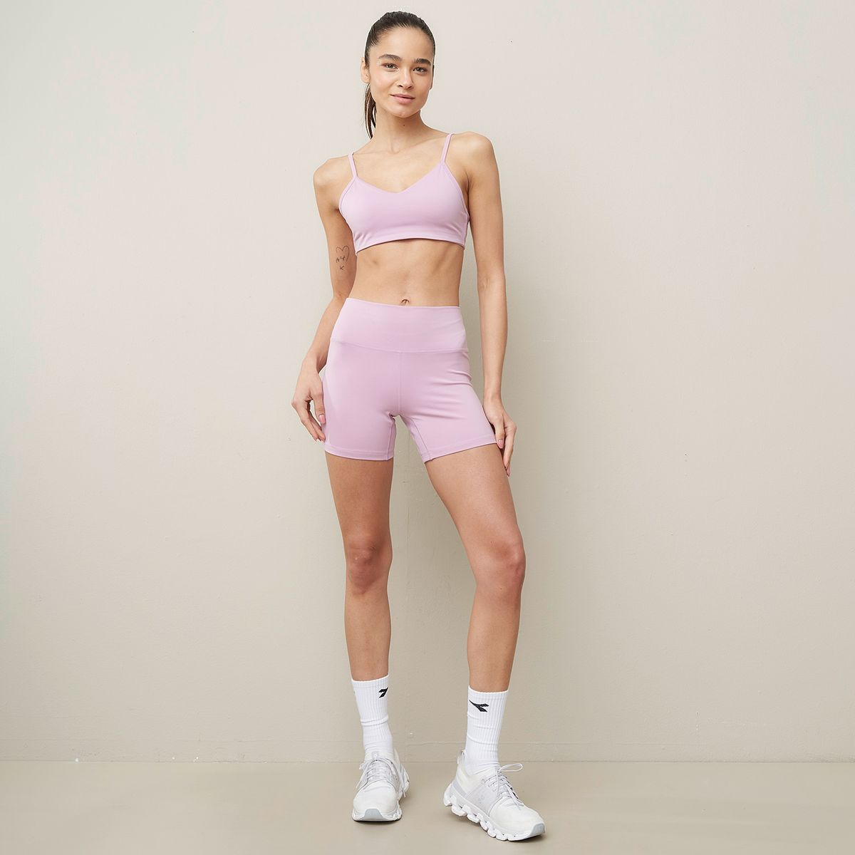 DIADORA - Calza Corta Deportiva Mujer Diadora