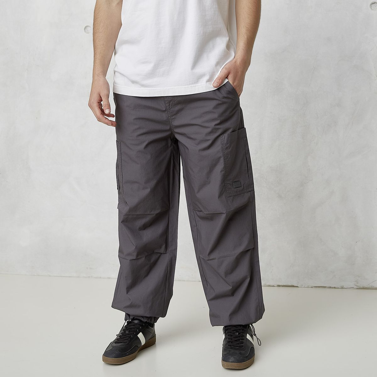 BEARCLIFF - Pantalón Cargo Fit Hombre Bearcliff