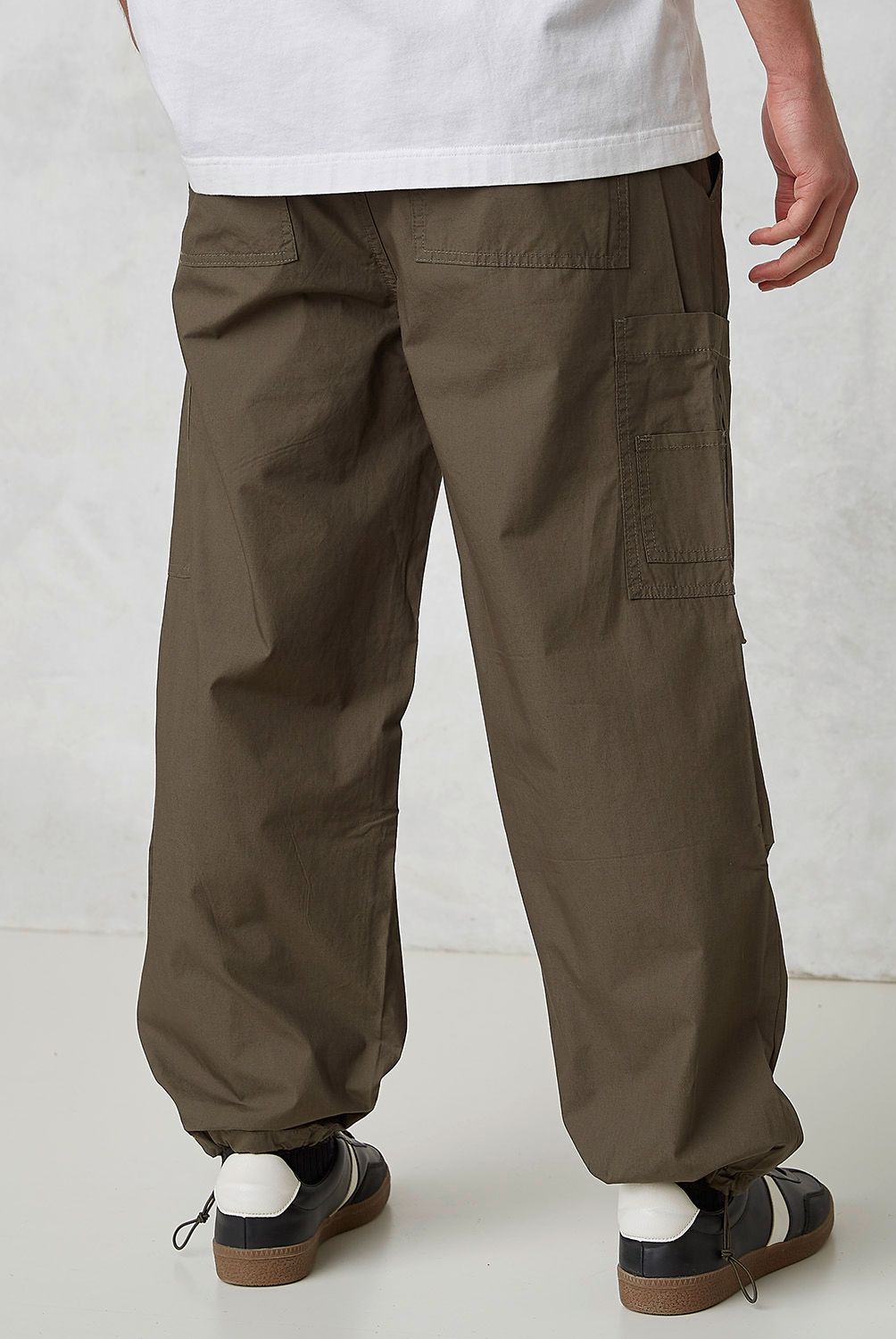 BEARCLIFF - Pantalón Cargo Fit Hombre Bearcliff