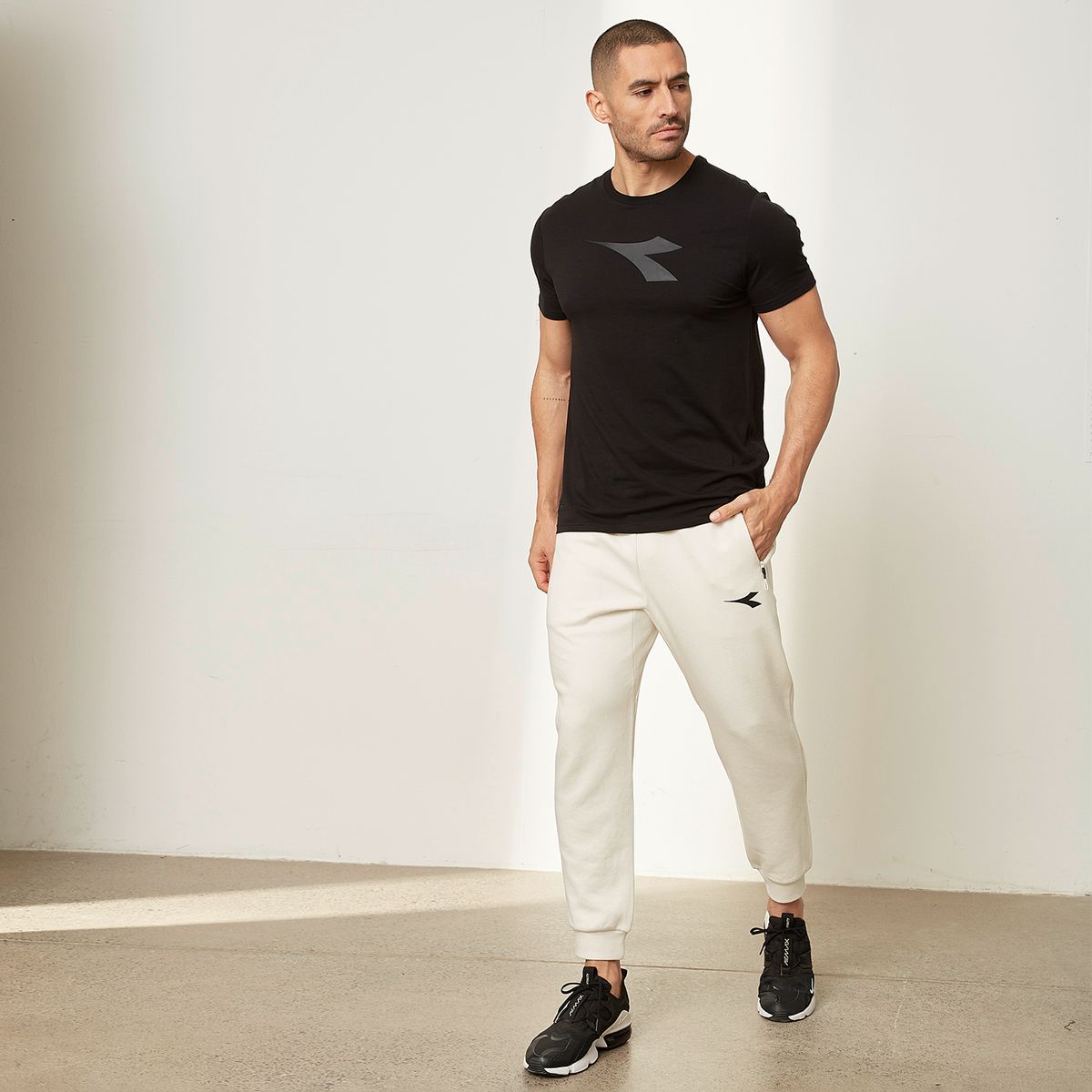 DIADORA - Pantalón Jogger Deportivo Hombre Diadora