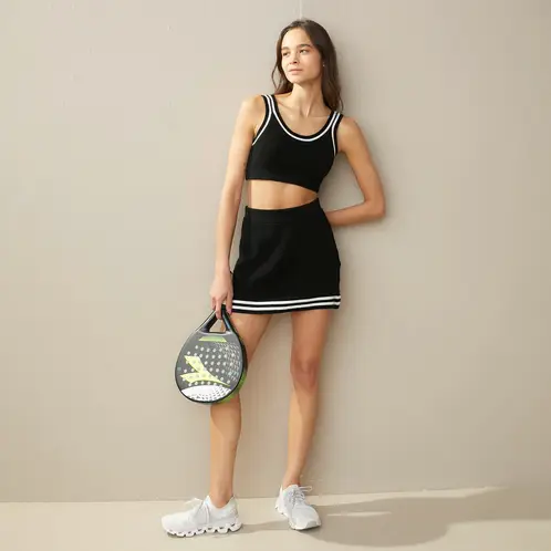 DIADORA - Short Deportivo Mujer