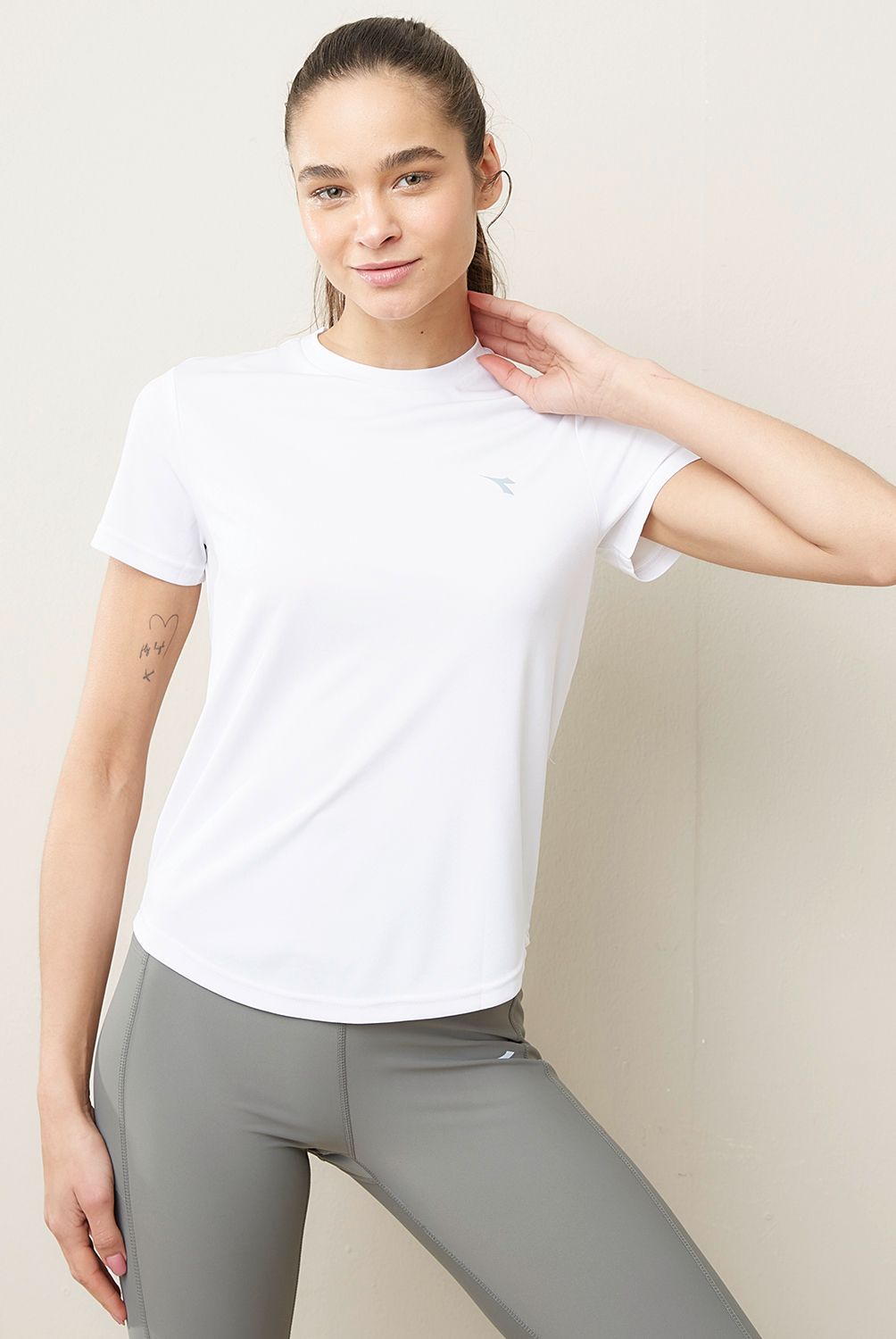 DIADORA - Polera Deportiva Mujer Diadora