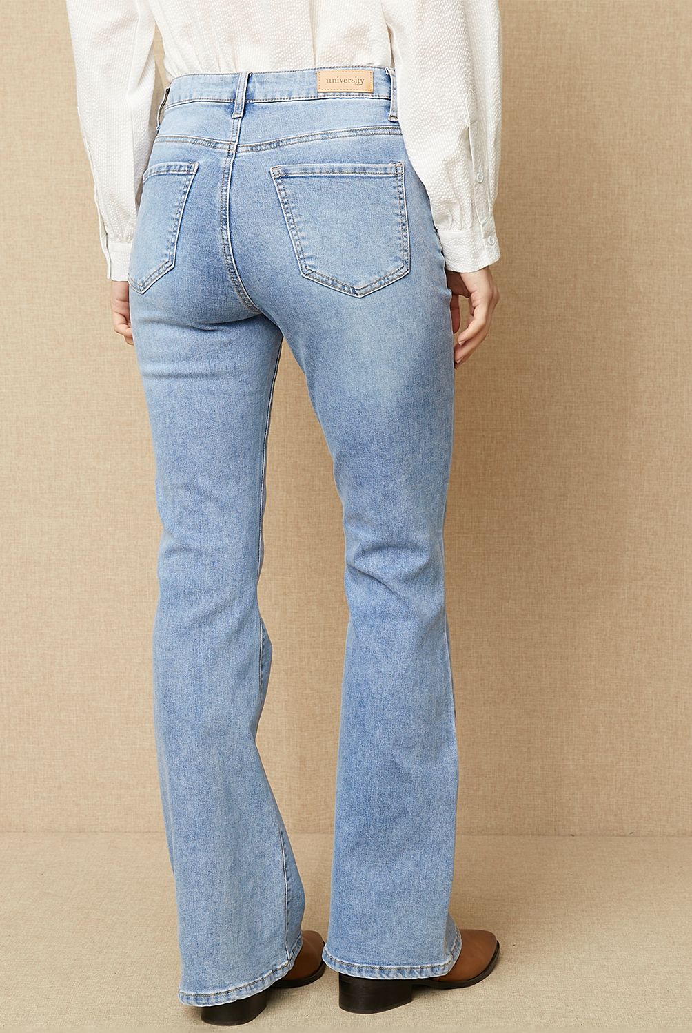UNIVERSITY CLUB - Jeans Flare Tiro Medio Mujer University Club
