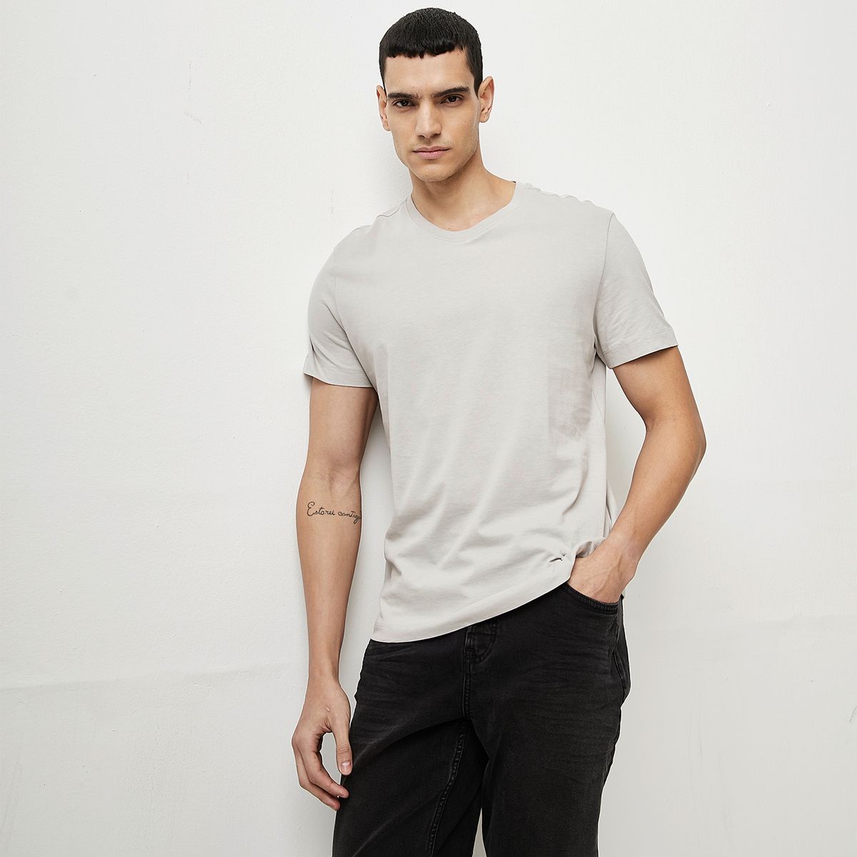 BASEMENT - Polera Manga Corta Hombre Basement