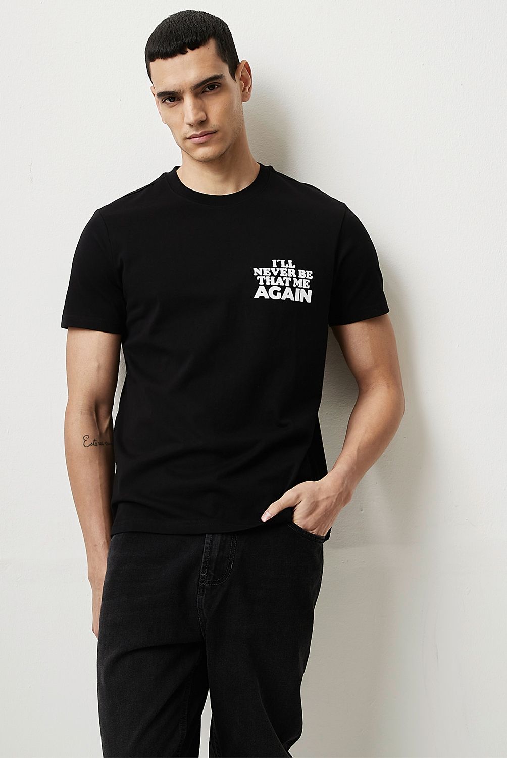 BASEMENT - Polera Manga Corta Hombre Basement