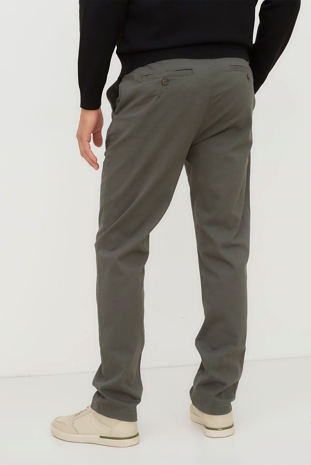 NEWPORT - Pantalón Chino Hombre Newport