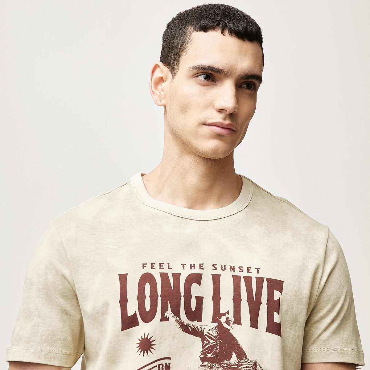 BASEMENT - Polera Manga Corta Hombre Basement