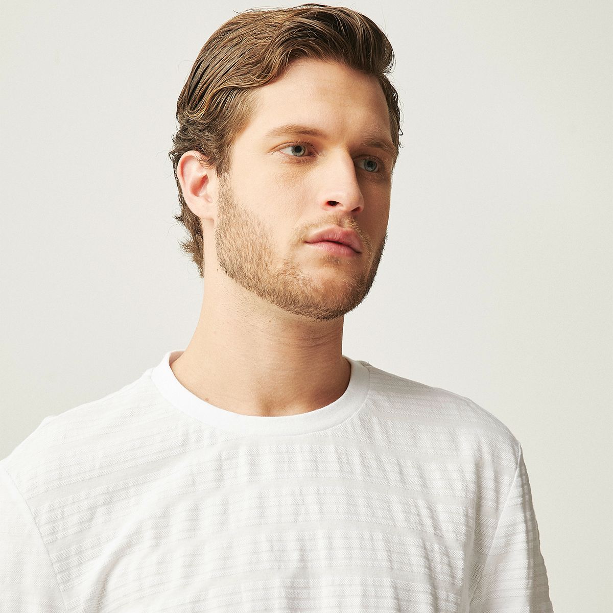 BASEMENT - Polera Manga Corta Hombre Basement