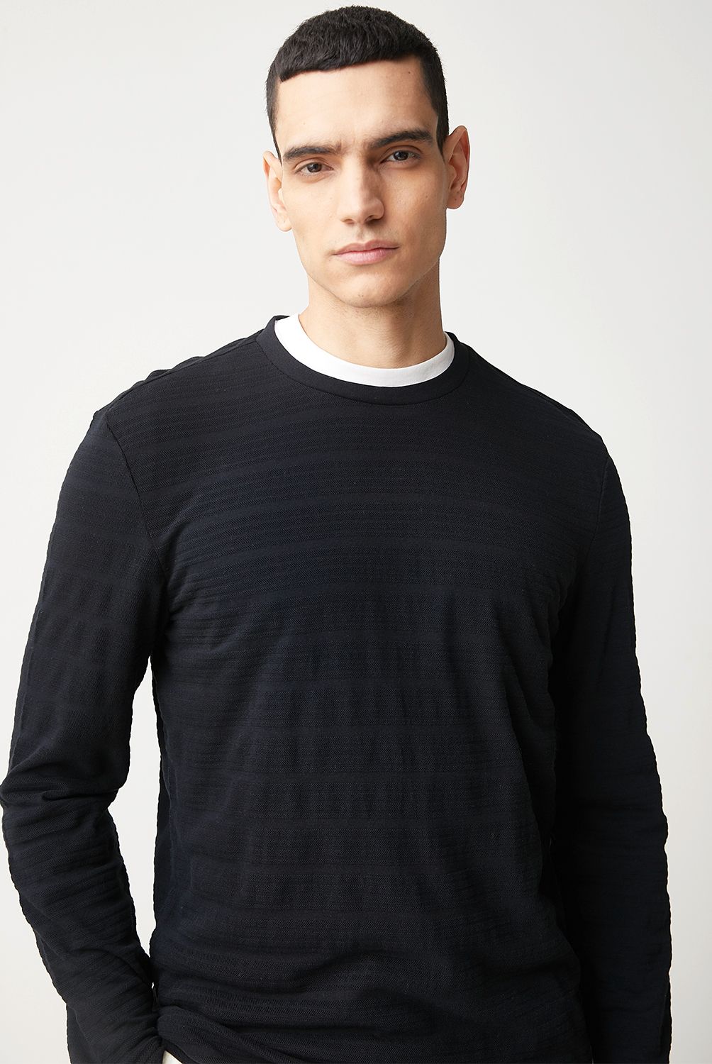 BASEMENT - Polera Manga Corta Hombre Basement