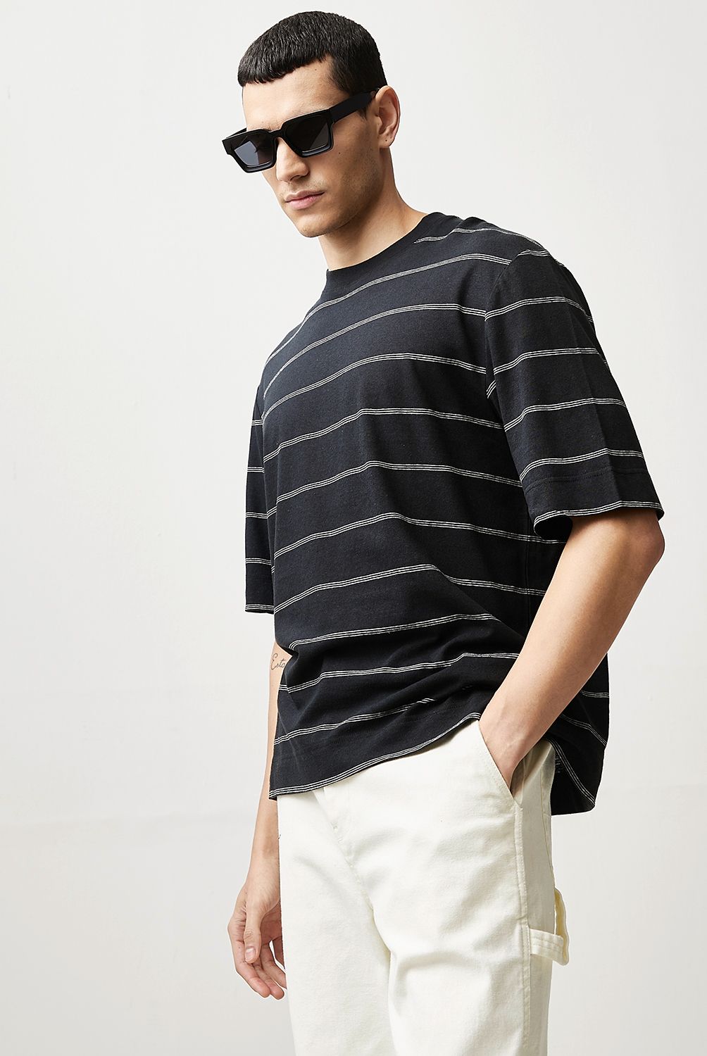 BASEMENT - Polera Manga Corta Hombre Basement