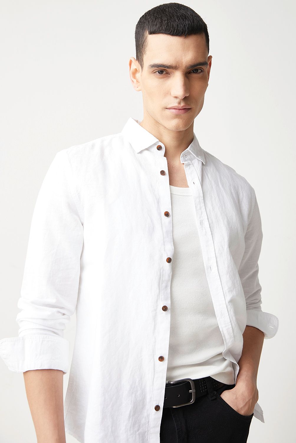 BASEMENT - Camisa Manga Corta Lino Hombre Basement