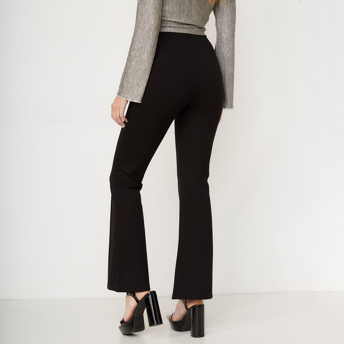 MOSSIMO - Pantalón Flare Tiro Medio Mujer Mossimo