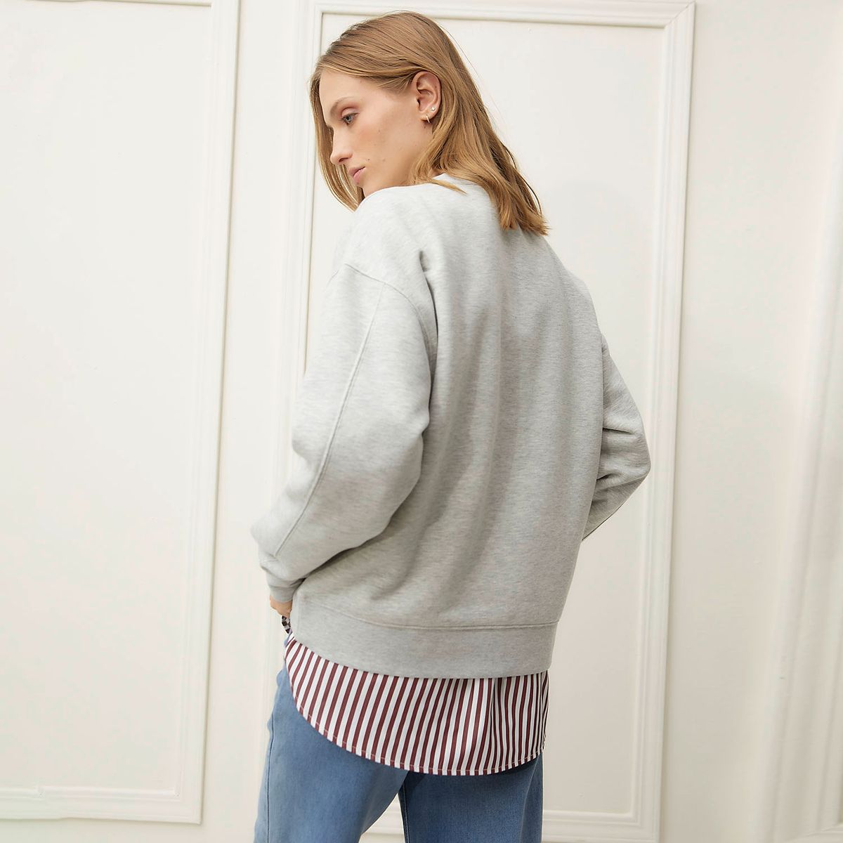 BASEMENT - Polerón Mujer Basement