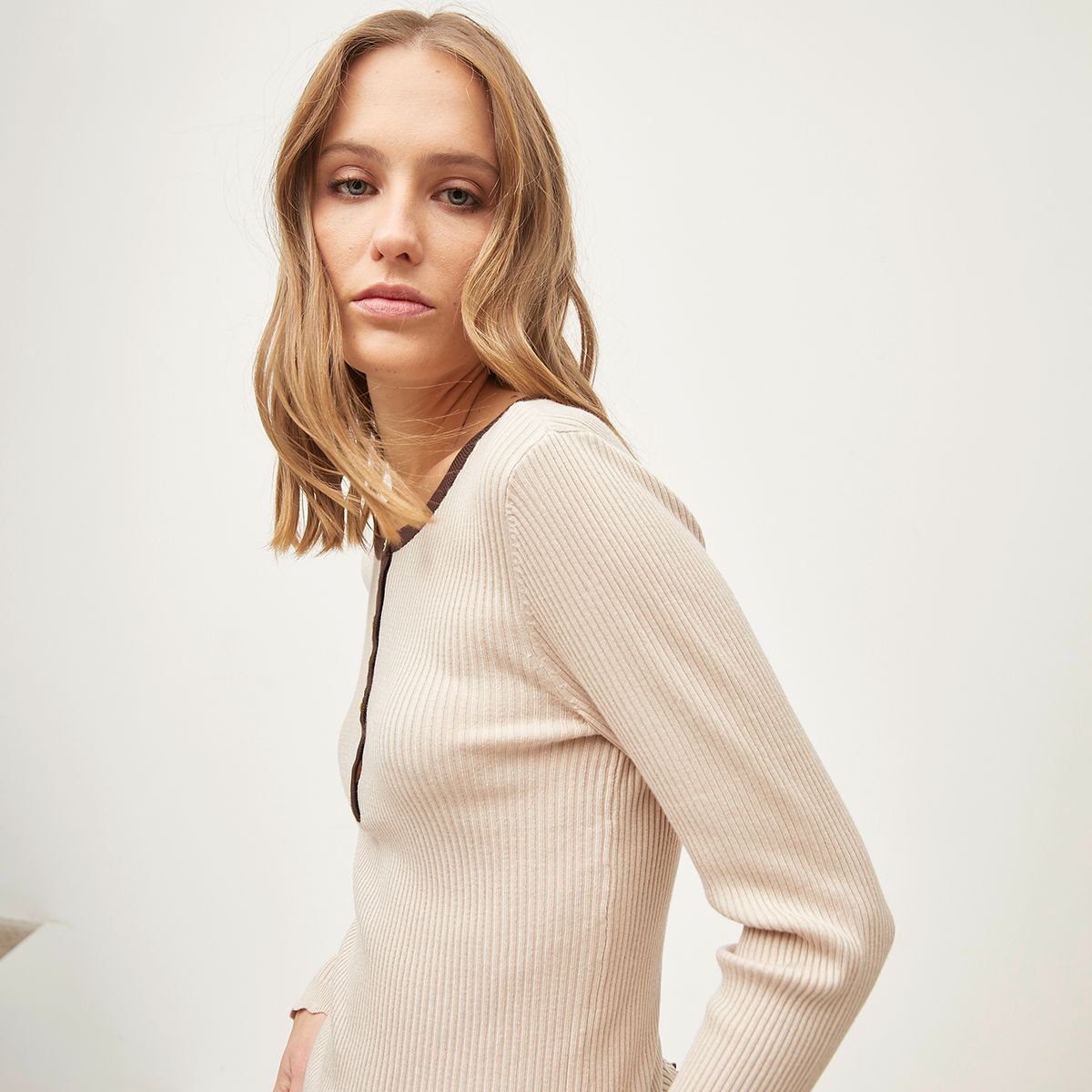 BASEMENT - Sweater Mujer Basement