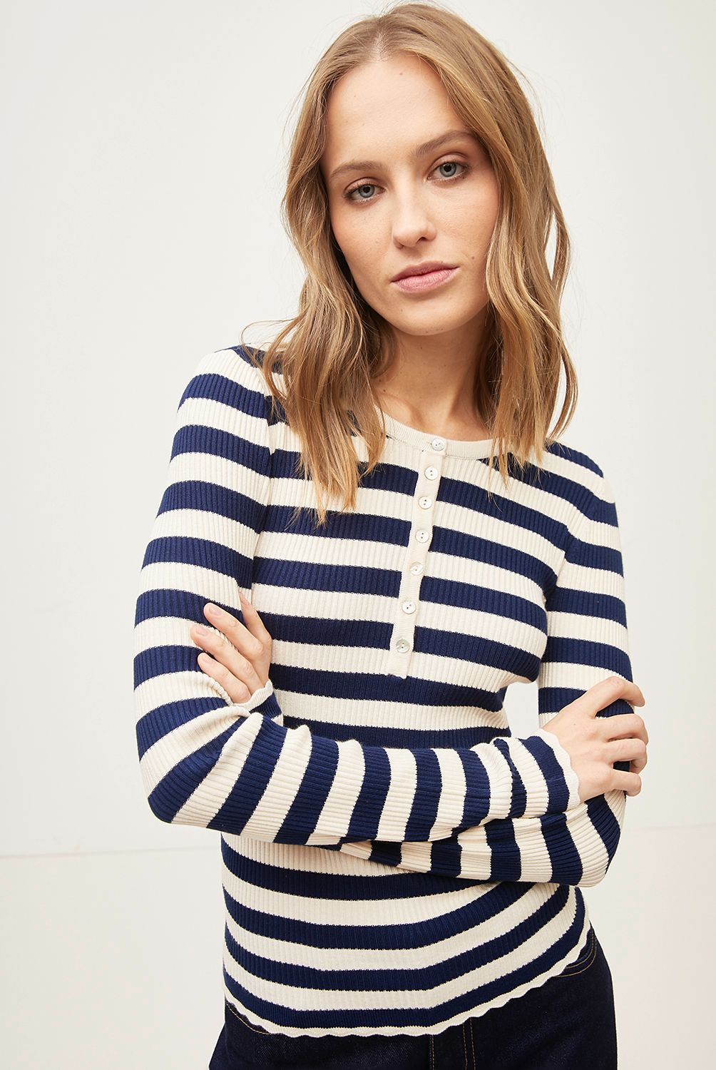 BASEMENT - Sweater Mujer Basement