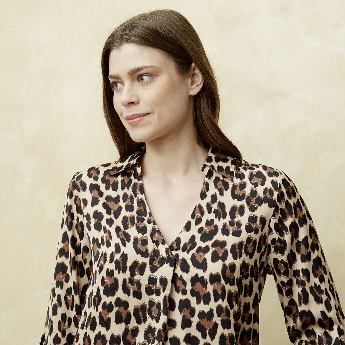 UNIVERSITY CLUB - Blusa Mujer University Club Manga Larga Cuello V