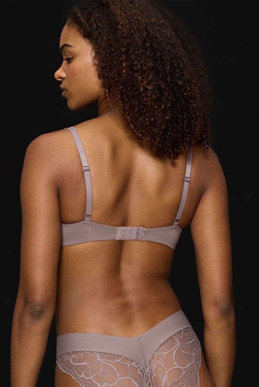 TRIUMPH - Sostén Body Make-Up Illusion Lace Mujer Triumph