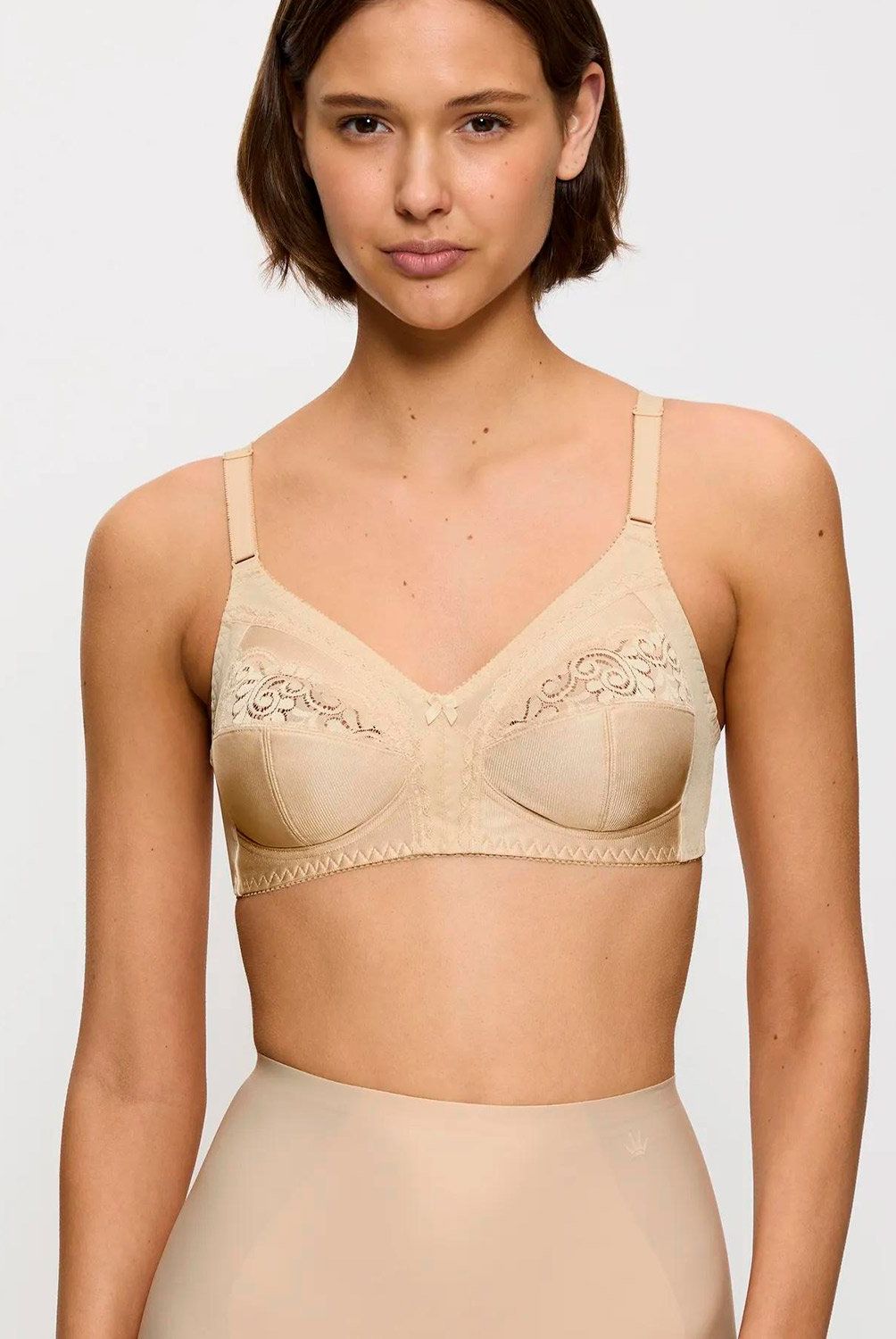 TRIUMPH - Sostén Minimizer Mujer Claudette 104 Triumph