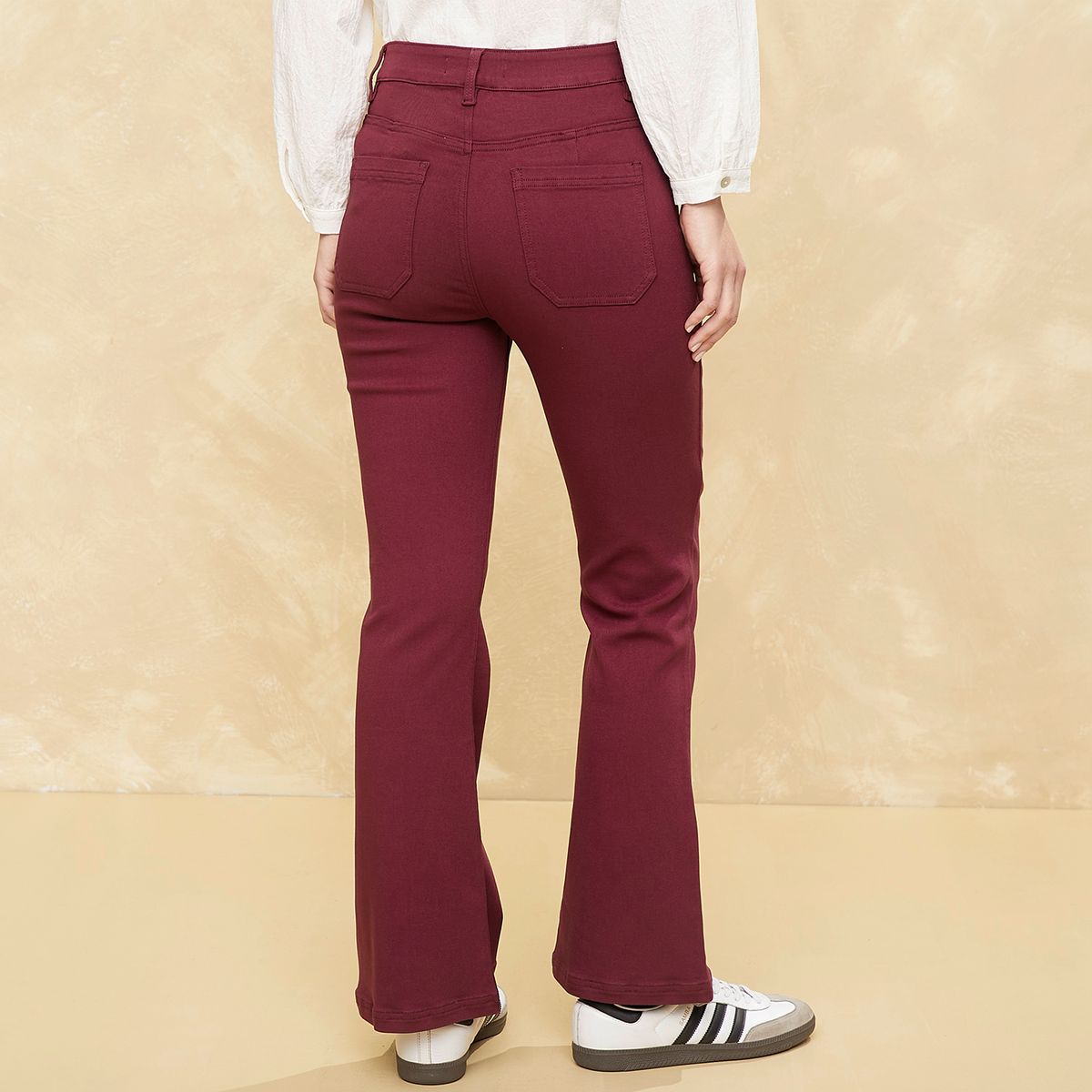 UNIVERSITY CLUB - Pantalón Flare Tiro Alto Mujer University Club