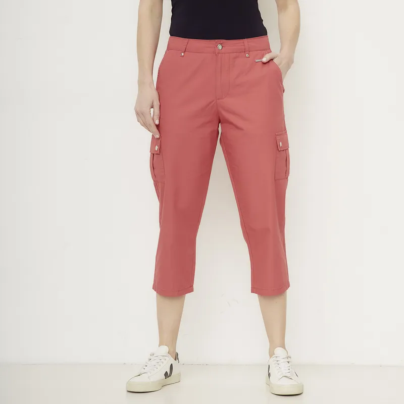 NEWPORT - Pantalón Capri Tiro Alto Mujer Newport