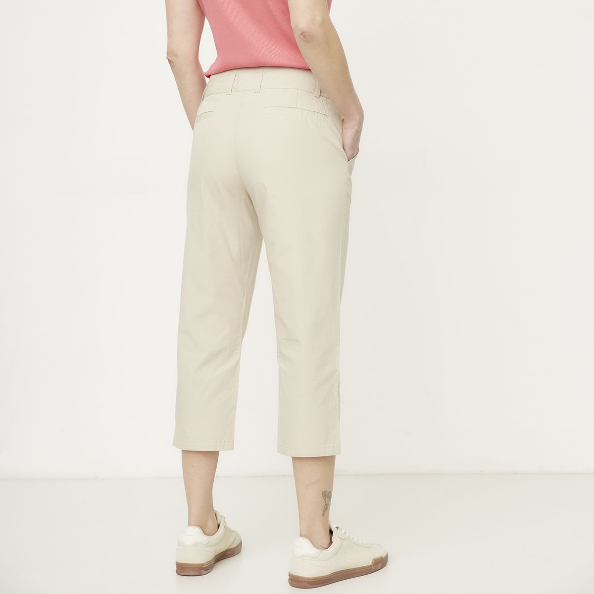 NEWPORT - Pantalón Capri Tiro Alto Mujer Newport