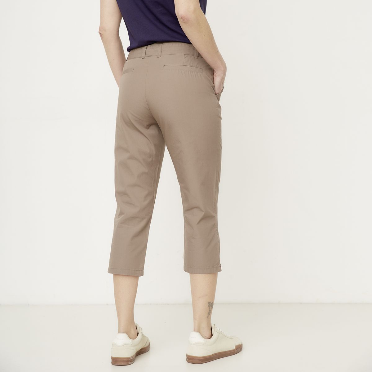 NEWPORT - Pantalón Capri Tiro Alto Mujer Newport