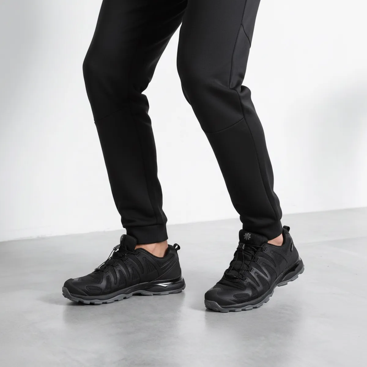 MOUNTAIN GEAR - Elbruslow Zapatilla Outdoor Hombre Negro Mountain Gear