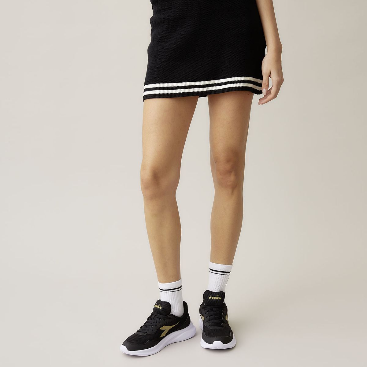 DIADORA - Robin6 Zapatilla Running Mujer Negro Diadora