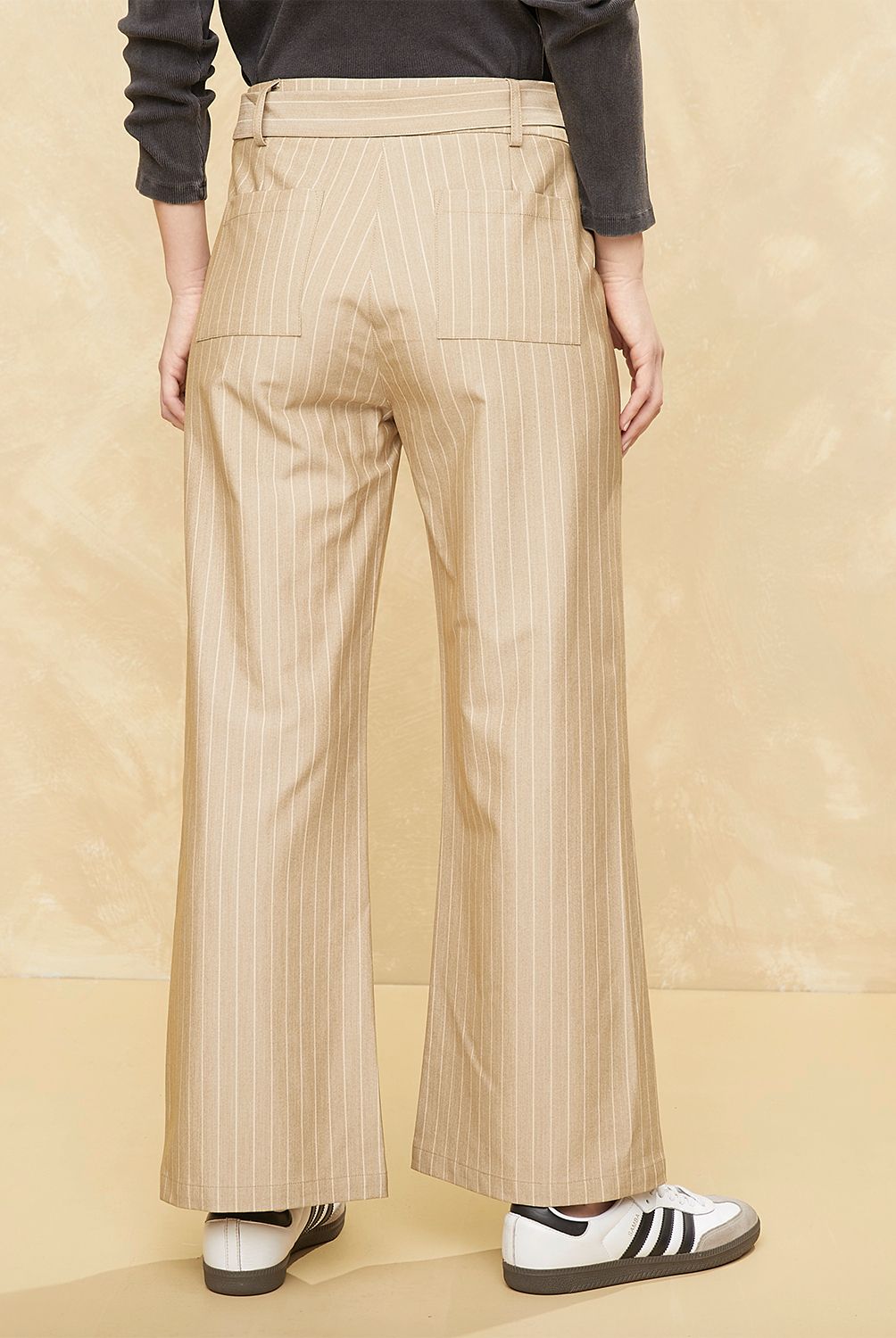 UNIVERSITY CLUB - Pantalón Flare Tiro Alto Mujer University Club