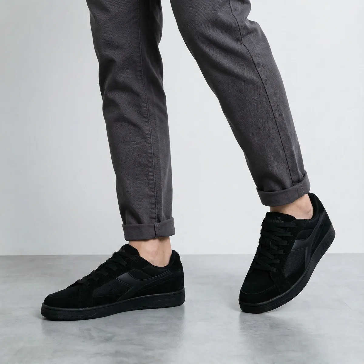 DIADORA - Chunk Zapatilla Urbana Hombre Cuero Negro Diadora