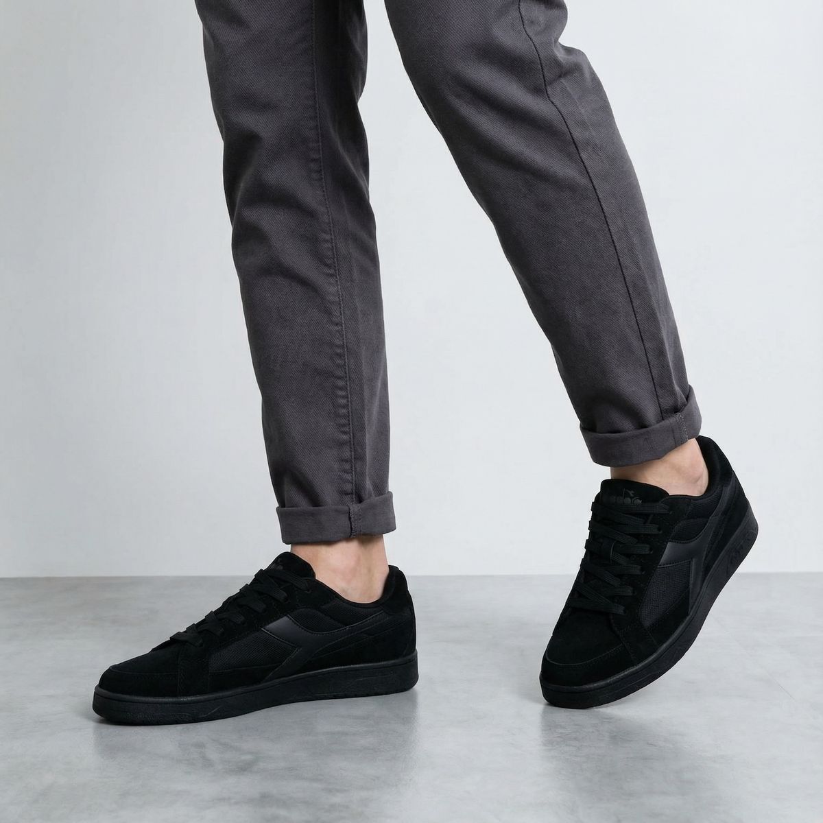 DIADORA - Chunk Zapatilla Urbana Hombre Cuero Negro Diadora