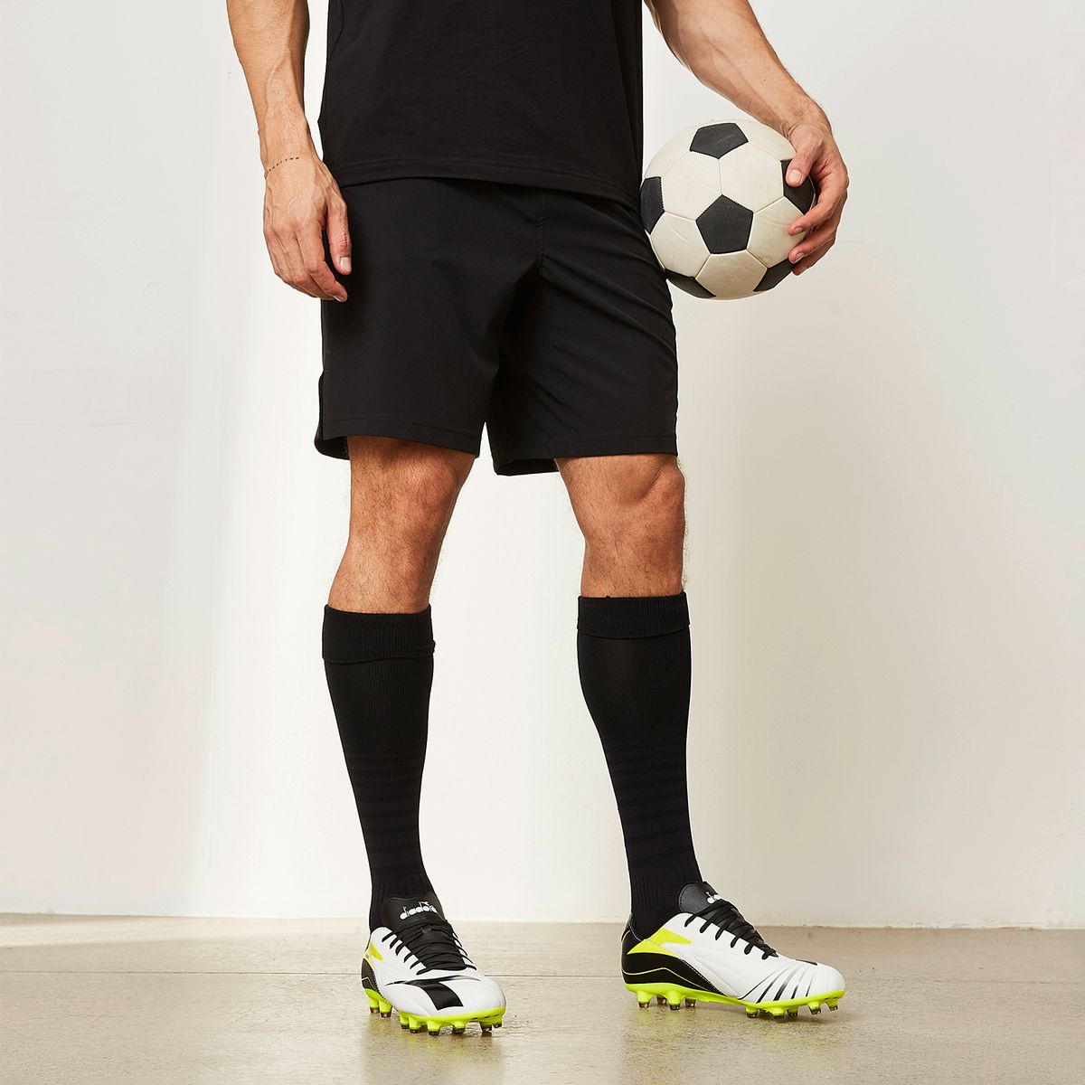 DIADORA - Maximuslt Zapatilla Fútbol Hombre Negro Diadora