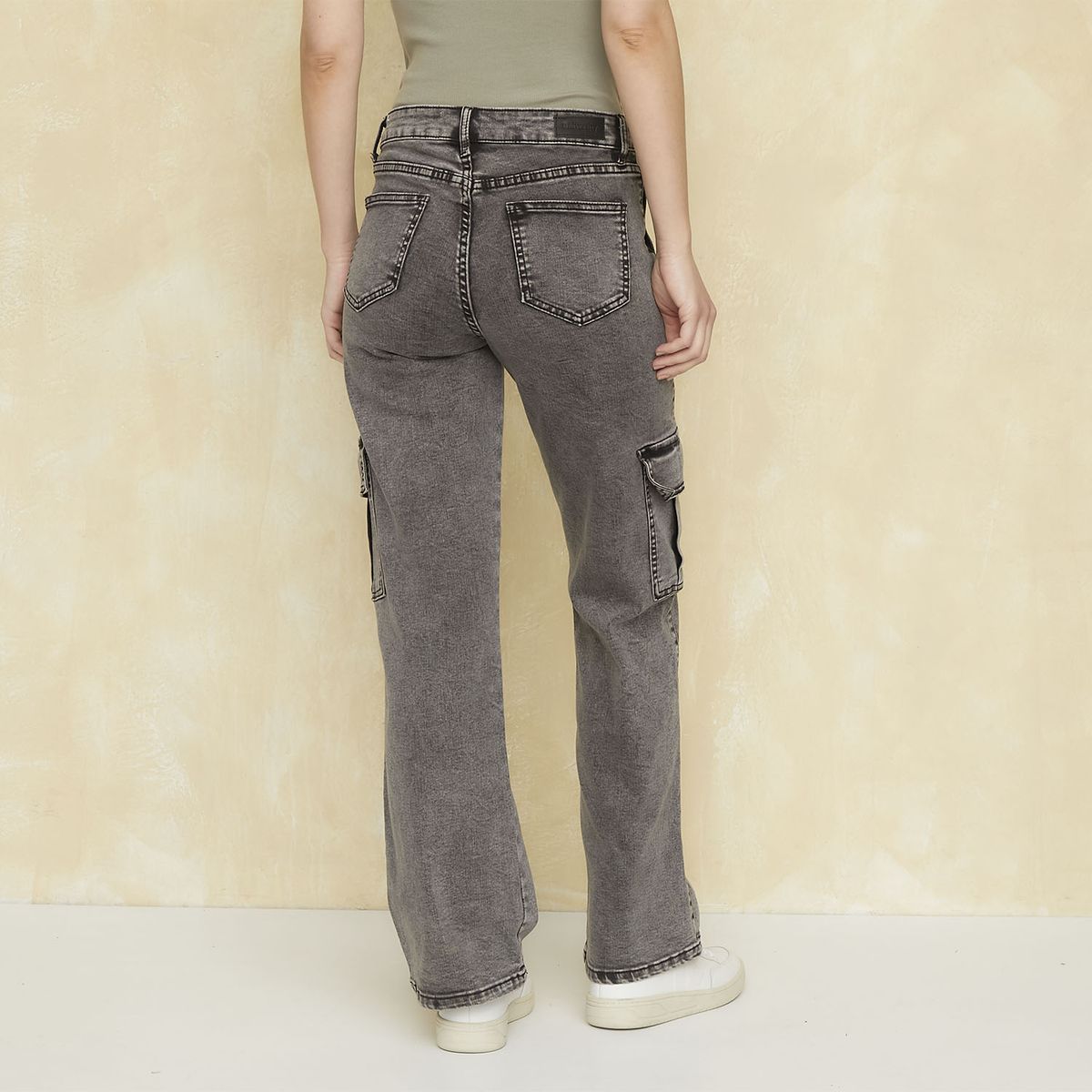 UNIVERSITY CLUB - Pantalón Cargo Tiro Alto Mujer University Club Algodón