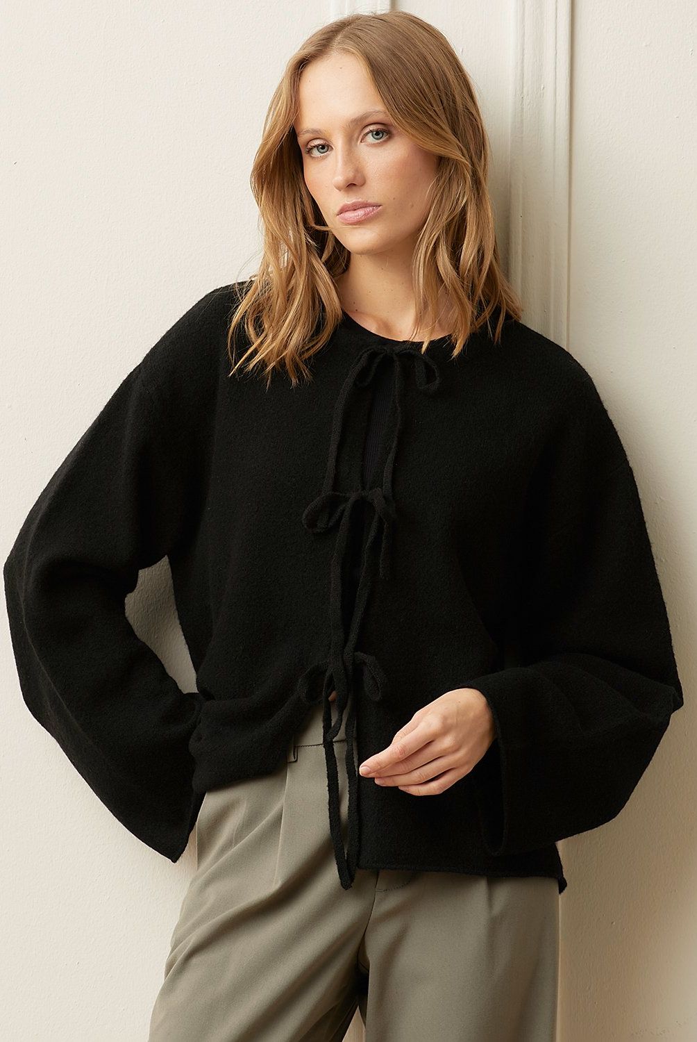 BASEMENT - Sweater Mujer Basement