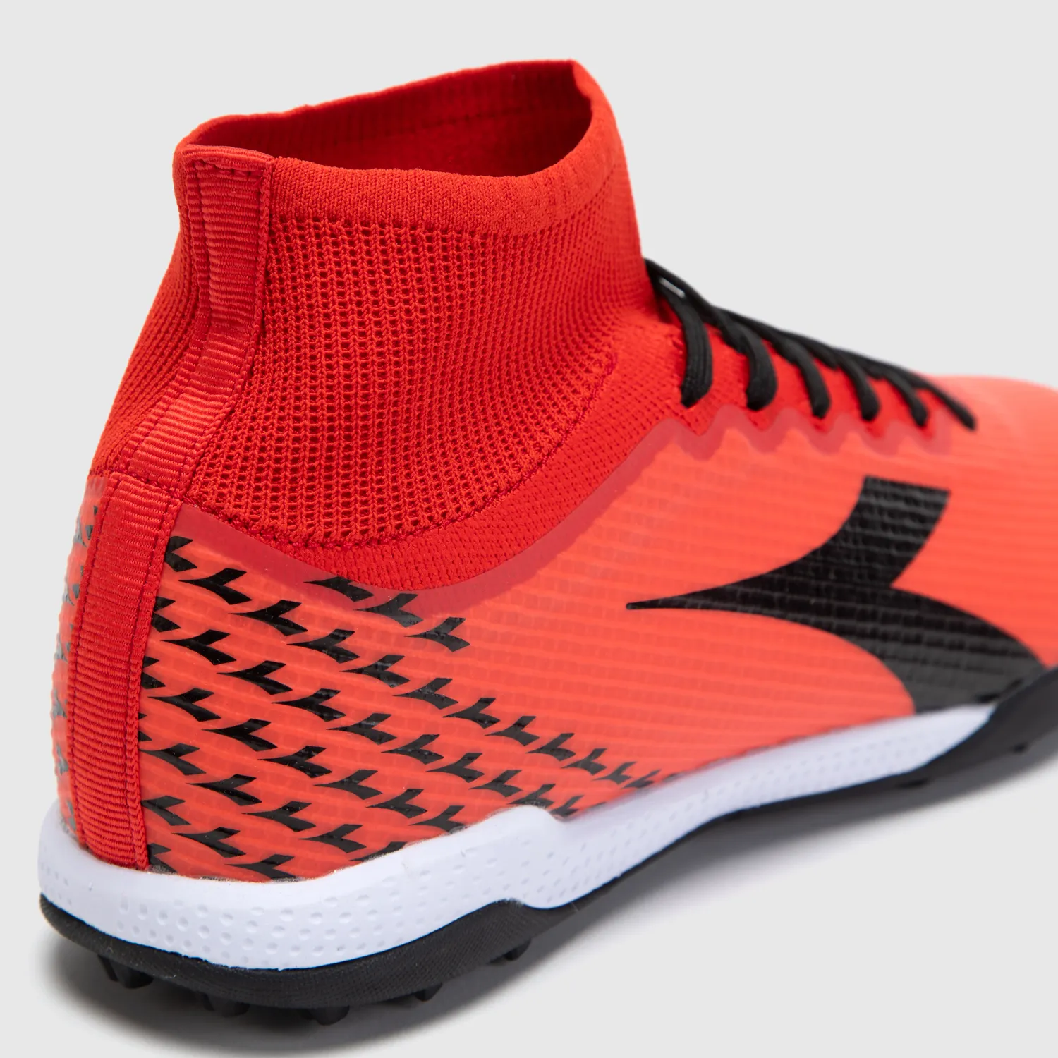 DIADORA Fenixsok Zapatilla Fútbol Niño Rojo (34 a 39) | Falabella