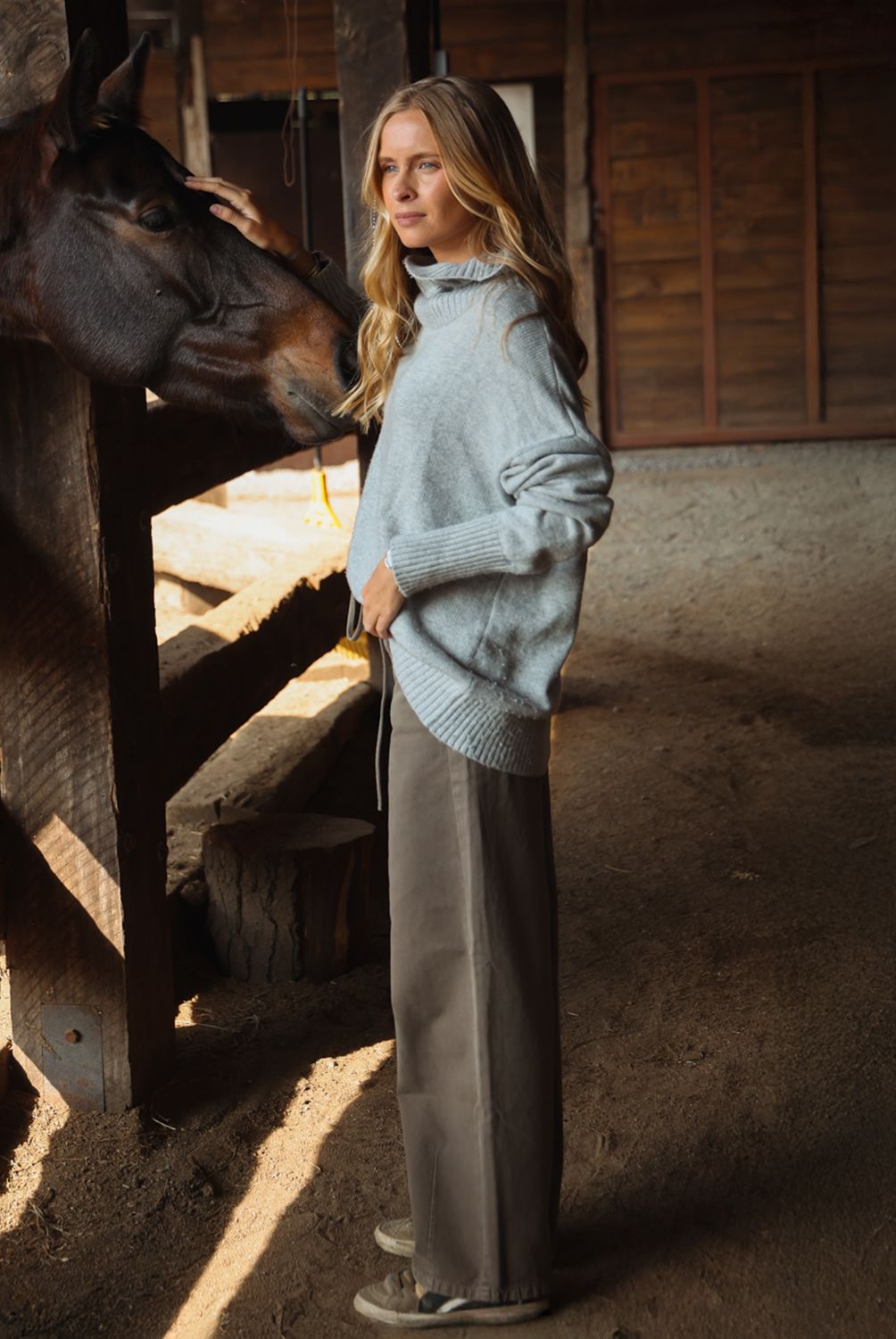 BASEMENT - Sweater Mujer Paula Mekis