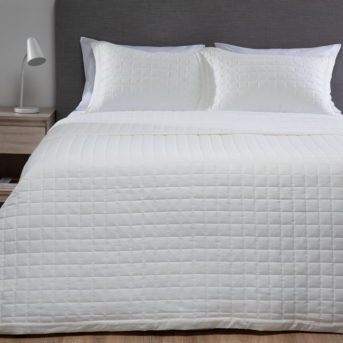 MICA - Cubrecama Pedro Mica