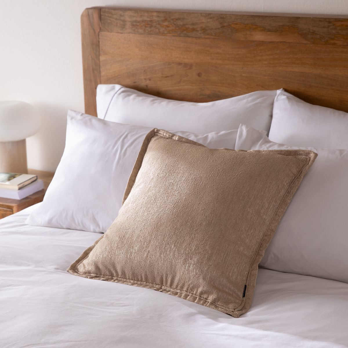 BASEMENT HOME - Cojín Isidro Norte Dorado 50X50Cm Basement Home