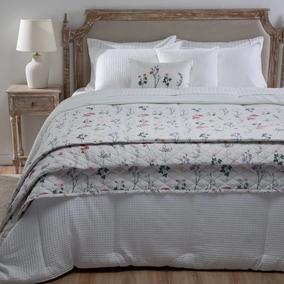 ROBERTA ALLEN - Juego De Cama 10 Piezas Anne : Plumón+ Cubrecama + Sábanas + Cojines + Fundas de Almohada Roberta Allen