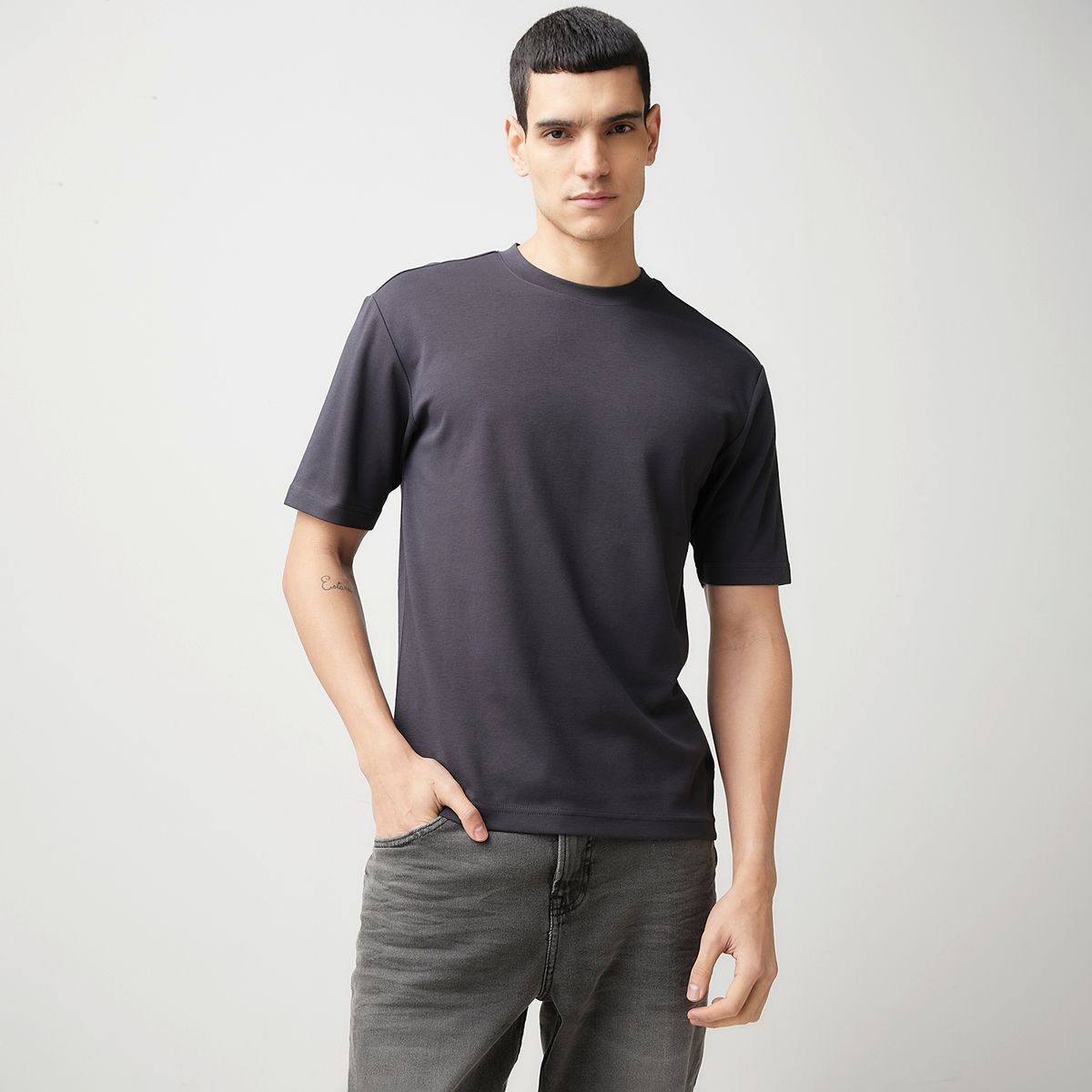 BASEMENT - Polera Manga Corta Algodón Hombre Basement