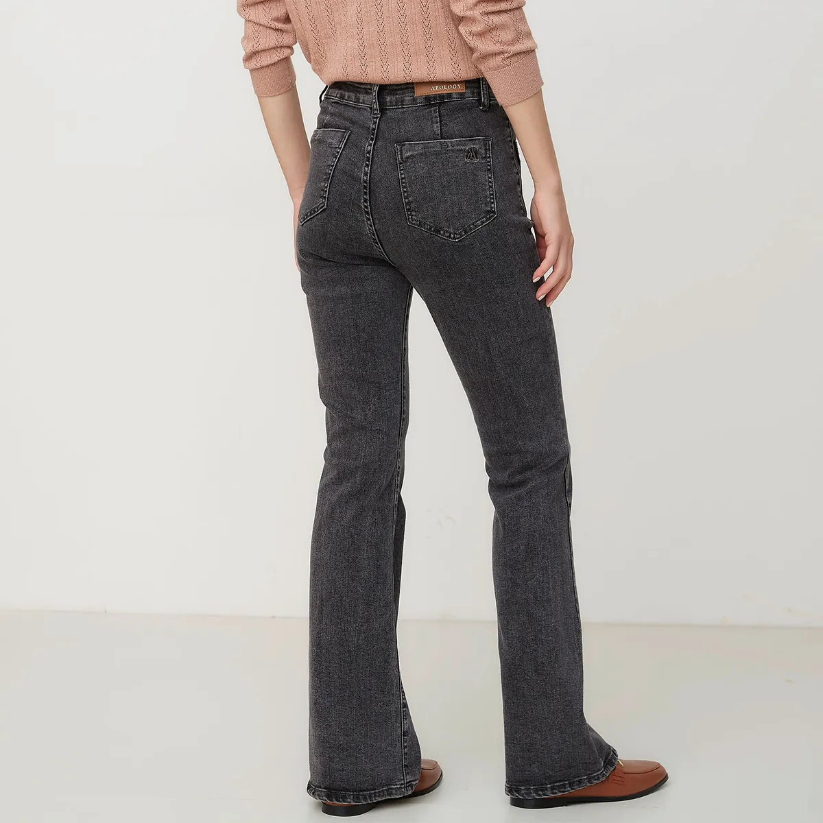 APOLOGY - Jeans Regular Tiro Medio Mujer Apology