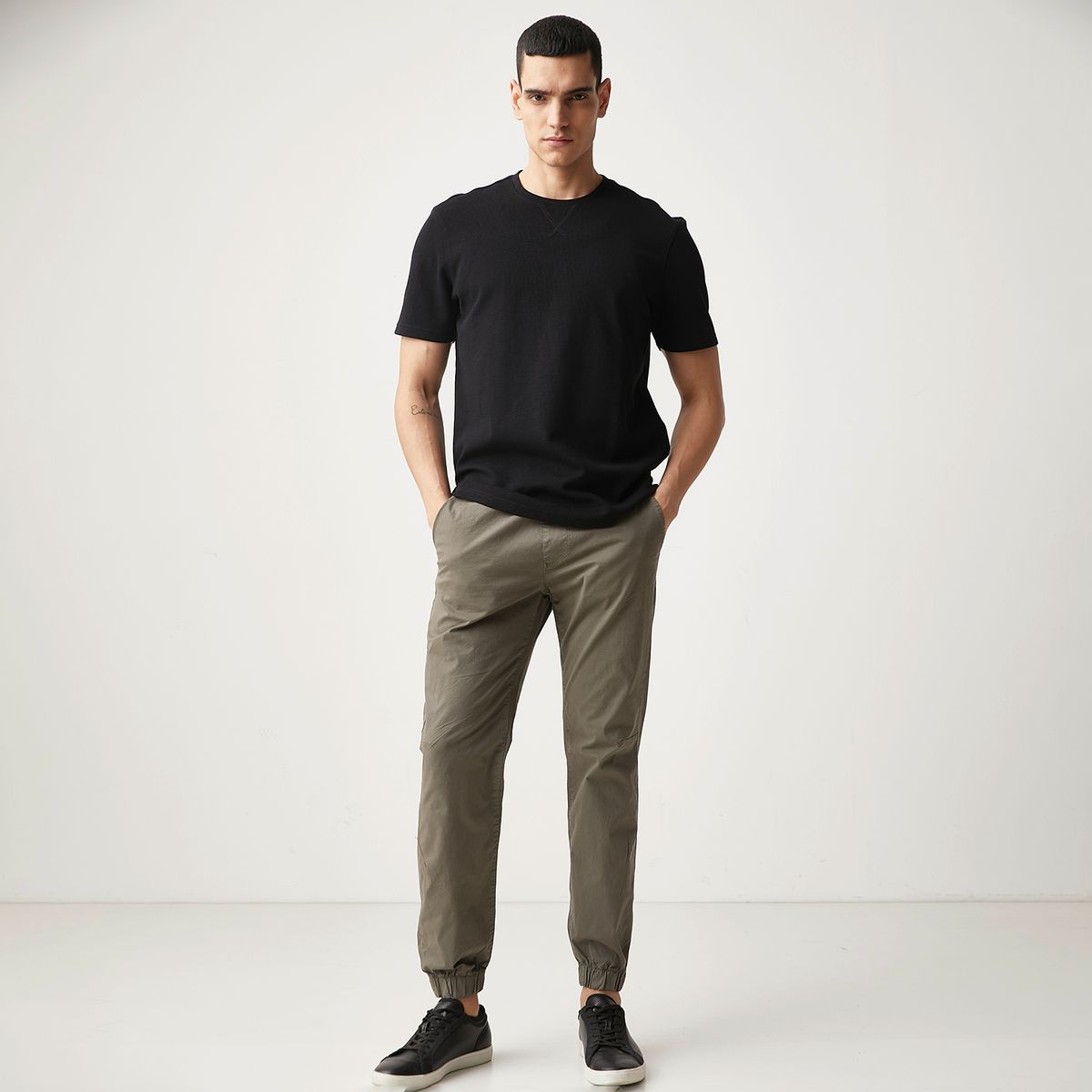 BASEMENT - Pantalón Hombre Basement