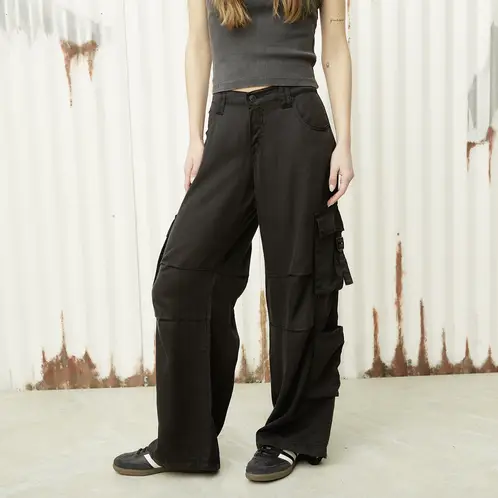 AMERICANINO - Jeans Cargo Tiro Medio Mujer