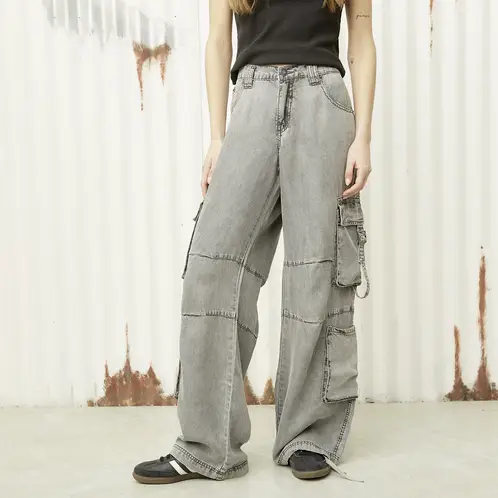 AMERICANINO - Jeans Cargo Tiro Medio Mujer